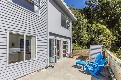 Photo of property in 24a Kellsmere Crescent, Island Bay, Wellington, 6023