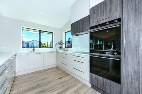 Photo of property in 12 Lusk Street, Rangiora, 7400