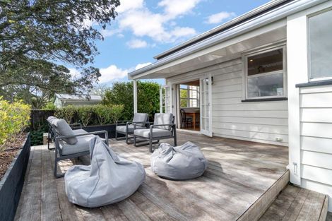 Photo of property in 236 Birkdale Road, Birkdale, Auckland, 0626