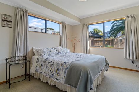Photo of property in 27 Seychelles Drive, Papamoa Beach, Papamoa, 3118
