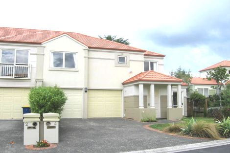 Photo of property in 4 Pilsdon Place, New Lynn, Auckland, 0600