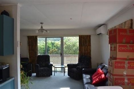 Photo of property in 8 Manurewa Grove, Wainuiomata, Lower Hutt, 5014