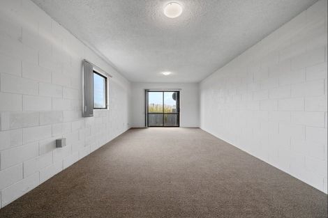 Photo of property in 12b Bronte Place, Whalers Gate, New Plymouth, 4310