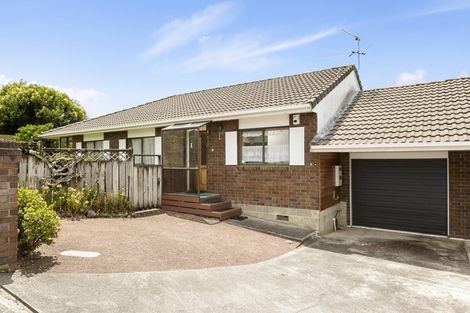 Photo of property in 4 Parker Avenue, New Lynn, Auckland, 0600