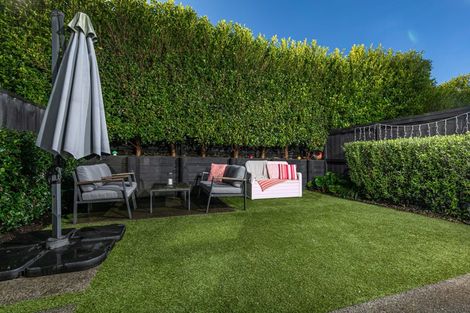 Photo of property in 3/4165 Great North Road, Glen Eden, Auckland, 0602