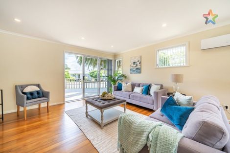 Photo of property in 2 Molloys Road, Te Marua, Upper Hutt, 5018