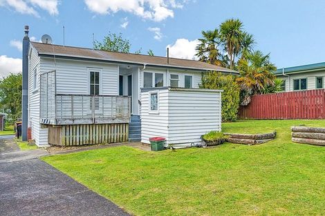 Photo of property in 4 Baird Road, Tokoroa, 3420