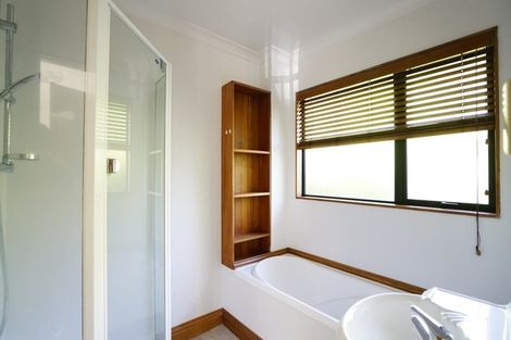 Photo of property in 391e Karori Road, Karori, Wellington, 6012