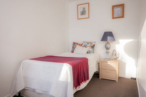 Photo of property in 438 Ruahine Street, Terrace End, Palmerston North, 4410