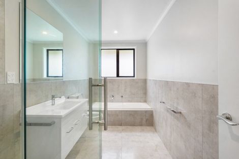 Photo of property in 42 Woolshed Road, Jacks Point, Queenstown, 9371