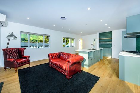 Photo of property in 53 Port Hills Road, Heathcote Valley, Christchurch, 8022