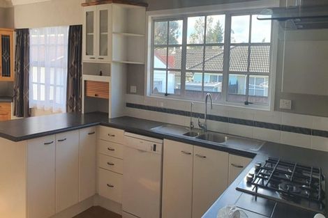 Photo of property in 323 Malfroy Road, Pomare, Rotorua, 3015