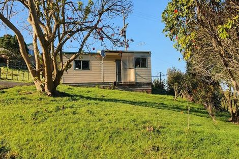 Photo of property in 74 Tarrant Road, Helensville, 0875