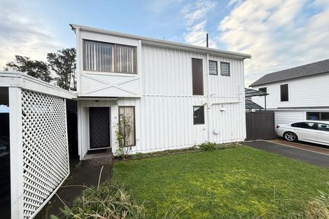 Photo of property in 1/15 Roseberry Avenue, Birkenhead, Auckland, 0626