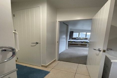 Photo of property in 65 Te Wharau Drive, Greenhithe, Auckland, 0632