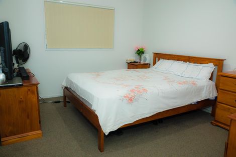 Photo of property in 30 Popokatea Drive, Takanini, 2112
