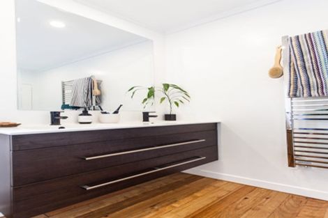 Photo of property in 99 Whau Valley Road, Whau Valley, Whangarei, 0112