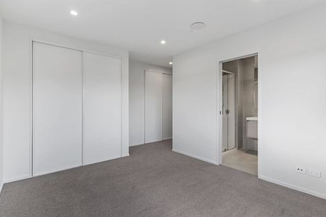 Photo of property in 18 Gosper Road, Takanini, 2112