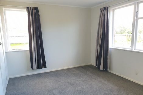 Photo of property in 3 Bellona Place, Cannons Creek, Porirua, 5024