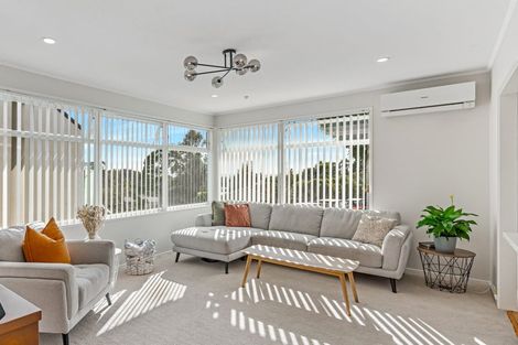 Photo of property in 39 Keegan Drive, Massey, Auckland, 0614