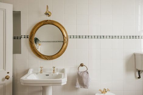 Photo of property in 31 Richmond Avenue, Northcote Point, Auckland, 0627