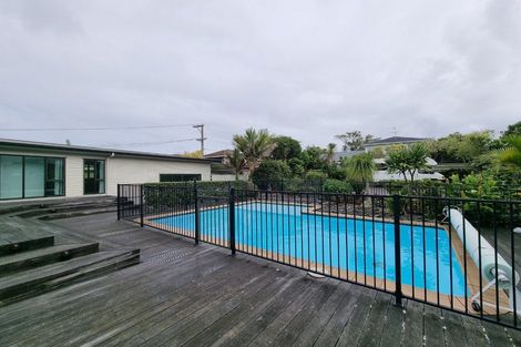 Photo of property in 69 Aberdeen Road, Castor Bay, Auckland, 0620