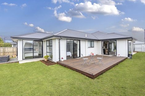 Photo of property in 11 Clonbunny Close, Rolleston, 7614