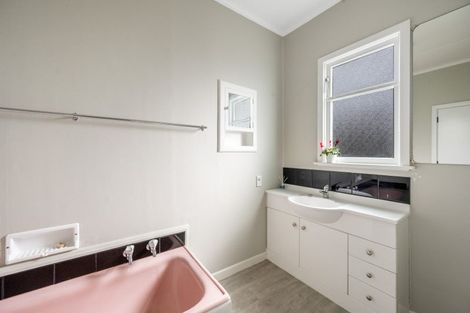 Photo of property in 9 Tripoli Street, Onekawa, Napier, 4110