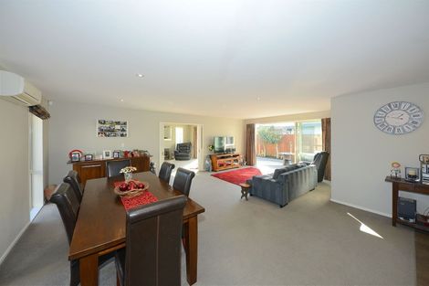 Photo of property in 11 Oratia Grove, Northwood, Christchurch, 8051