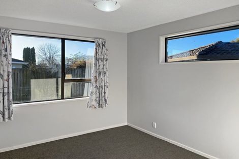 Photo of property in 1/9 Arcon Drive, Broomfield, Christchurch, 8042