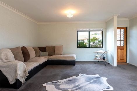Photo of property in 11unit Mckee Avenue, Fenton Park, Rotorua, 3010