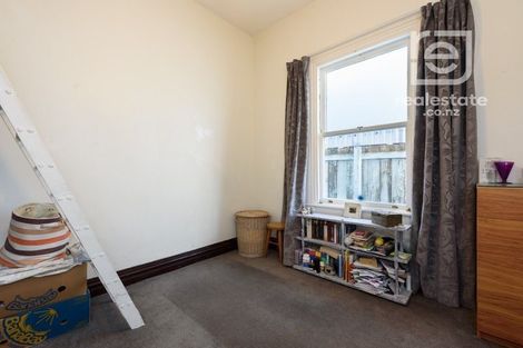 Photo of property in 182 Tasman Street, Mount Cook, Wellington, 6021