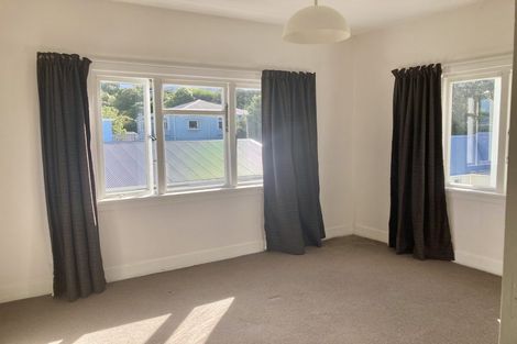 Photo of property in 5/56 Tanera Crescent, Brooklyn, Wellington, 6021