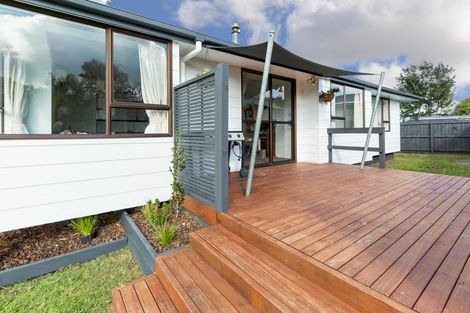Photo of property in 14 Thorn Road, Tuakau, 2121