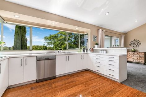 Photo of property in 31 Church Road, Ardmore, Papakura, 2582