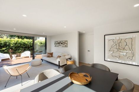 Photo of property in 23u3 Strowan Avenue, Fairfield, Hamilton, 3214