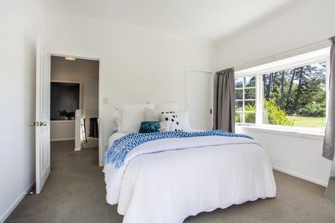 Photo of property in 23 Makiri Street, Helensville, 0800