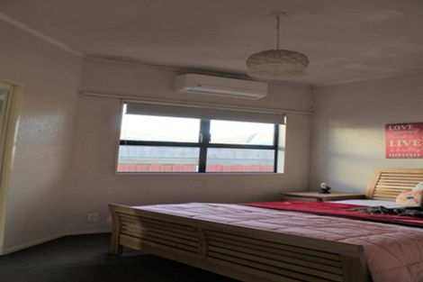 Photo of property in 57 Birdwood Avenue, Papatoetoe, Auckland, 2025