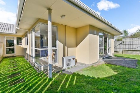 Photo of property in 3/85 Broderick Road, Johnsonville, Wellington, 6037