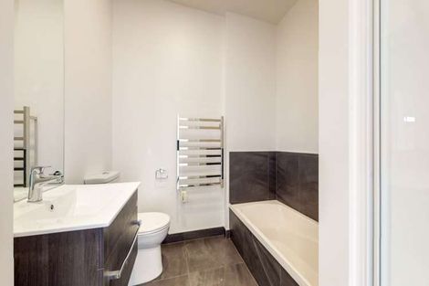 Photo of property in 24 Rua Kai Way, Brooklyn, Wellington, 6021