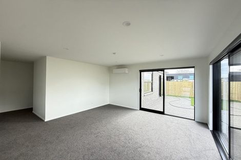 Photo of property in 19 Rita Angus Road, Belfast, 8051
