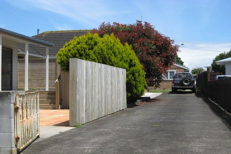Photo of property in 124 Mountain Road, Mangere Bridge, Auckland, 2022