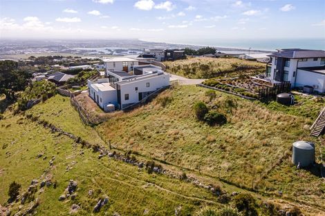 Photo of property in 11 Parkridge Place, Mount Pleasant, Christchurch, 8081