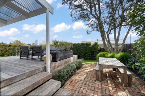 Photo of property in 236 Birkdale Road, Birkdale, Auckland, 0626