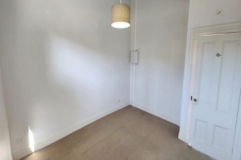 Photo of property in 77 Eliot Street, New Plymouth, 4310