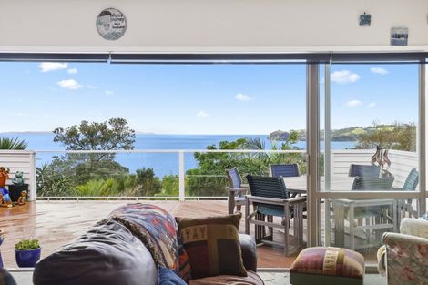 Photo of property in 1 Melandra Road, Stanmore Bay, Whangaparaoa, 0932
