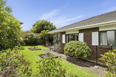 Photo of property in 4 Parker Avenue, New Lynn, Auckland, 0600