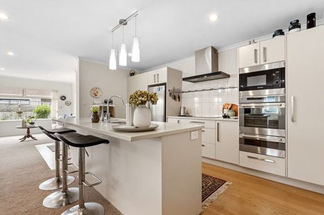 Photo of property in 26b Edward Avenue, Orewa, 0931