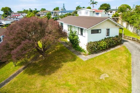 Photo of property in 86 Sunvue Road, Glen Eden, Auckland, 0602
