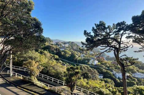 Photo of property in 122 Grafton Road, Roseneath, Wellington, 6011